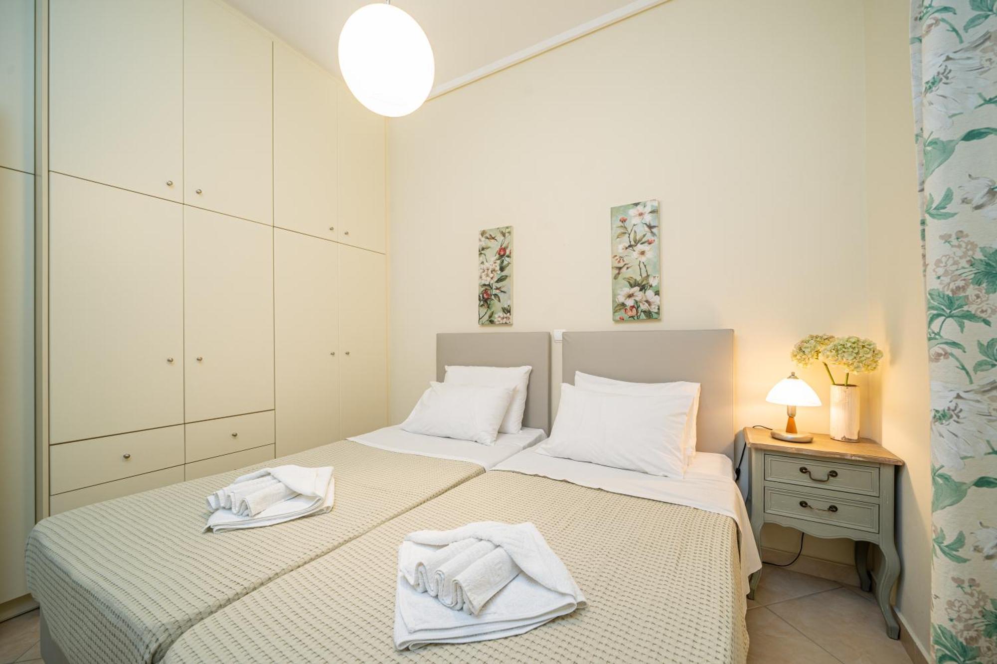 Rania Apartments Helmata Esterno foto